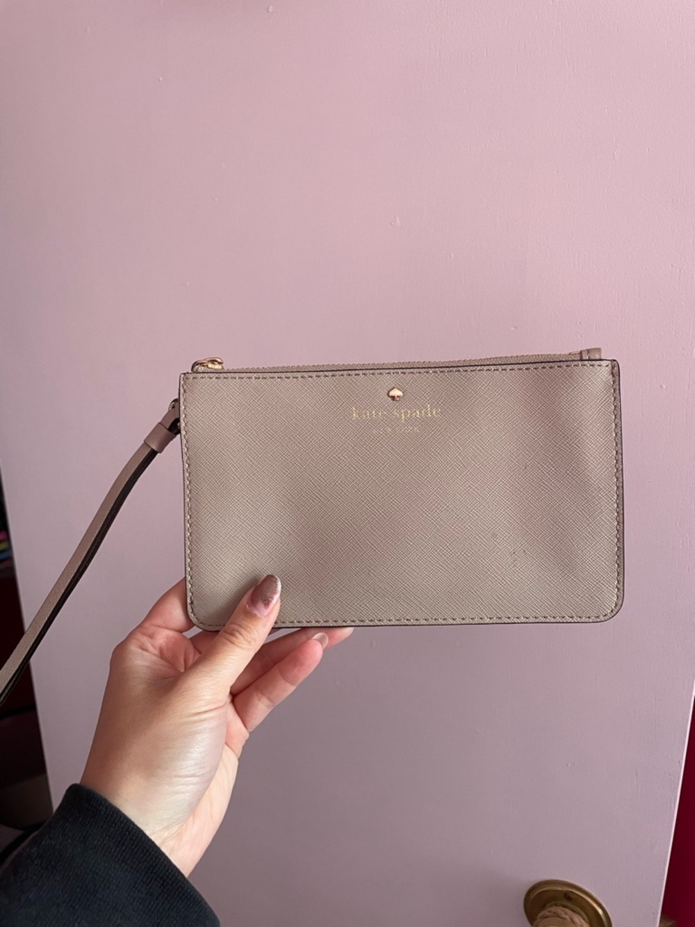 kate spade taupe tan textured wristlet wallet